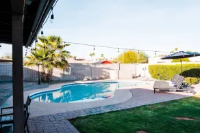 Perfect 4 Bdrm home with Pool and Game Room! - Image 2