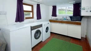 Garth- Stunning Scenic semi-rural Cottage with Games room - Image 4