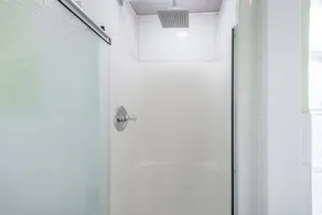 Beautiful 6BR Apt Near Olympic Stadium - Image 2