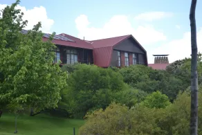 Golden Gate Hotel and Chalets - Image 5