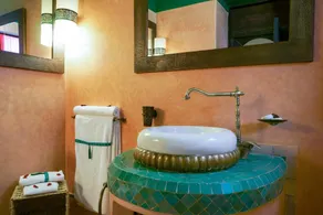 6 bedrooms villa with private pool jacuzzi and furnished terrace at Marrakech - Image 2