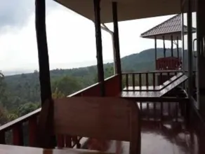 Apichada Villa - Image 2