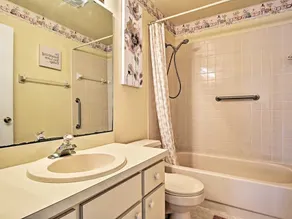 Avis House - Image 5