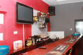 De Kings Suites Hotel - Image 5