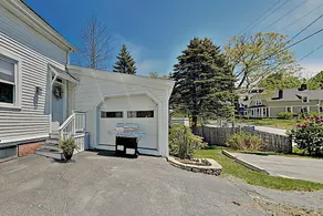 Adorable & Updated In The Heart Of Freeport 3 Bedroom Home - Image 4