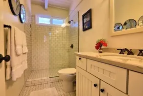 The Jewel Box Home - Image 5