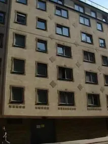 Vienna Opera Apartment - Image 3