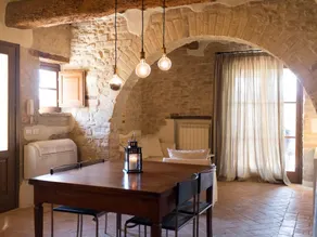 Umbria Country Shelter - Image 2