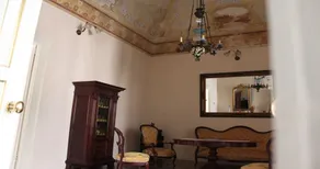 Leccelso Bed And Breakfast - Image 2