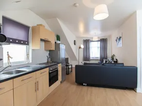 One Bedroom Flat 64e - Image 2