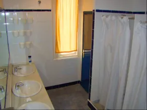Residencia Universitaria Santa Paula - Image 4
