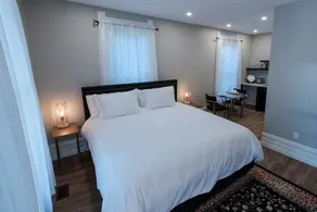 The Victorian Luxury Suites - Image 2