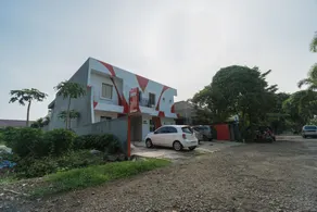 Super OYO 2110 Rotterdam Guest House - Image 5