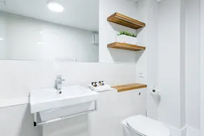 Marina Place by Roomspace Apartments - Image 4