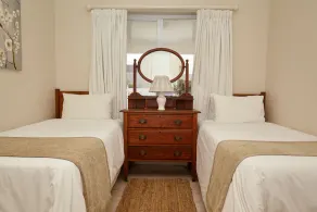 Windsor Apartments - Image 3