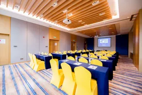 Holiday Inn Express Yantai Fulai - Image 5