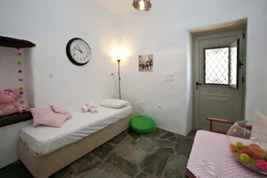 Amarielia's Studios - Image 2