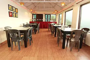 Whispering Pines Himalayan Retreat - Image 2