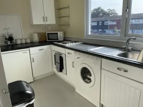 Well Presented 1-bed Apartment in Birmingham - Image 3