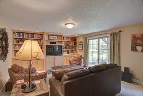 8 Blue Goose Lane - Image 2