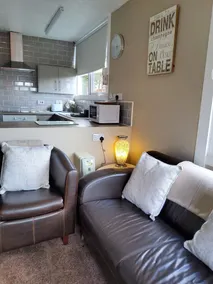 Lena's Place, Dogs Welcome Chalet Bridlington - Image 2