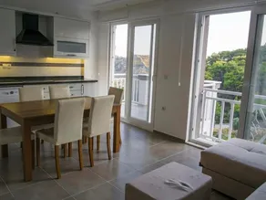 Begonville Apartment Small - Image 3