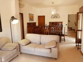 Emporium Guest House - Image 2