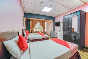 Dana Al Buhairah Beach Hotel - Image 5