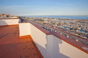 Seaport views - Image 5