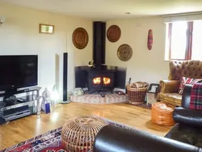 Ash Barn - Image 2