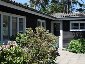 Charming Holiday Home in Frederiksværk With Terrace - Image 3