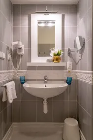 Emporio Prague Apartments - Image 4
