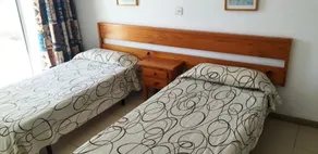 Apartamento familiar cerca del centro - Image 3