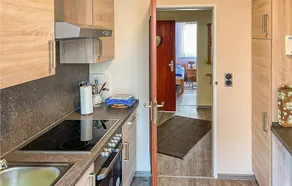 Awesome Apartment in Bremerhaven With 2 Bedrooms and Wifi - Image 5