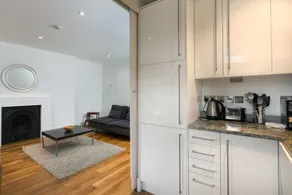 2 BED Flat in Swiss Cottage - Image 5