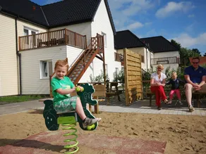 Modern apartment with dishwasher, beach at only 500 m. - Image 3