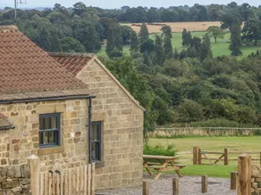 Sally's Barn - Image 3