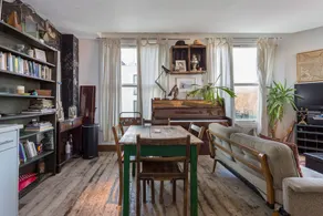 Flat In Central Dalston - Image 5