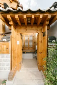 Adam Hanok - Image 4