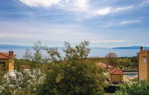 Beautiful Home in Icici With Wifi and 1 Bedrooms - Image 2