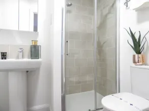 Tudors eSuites Two Bedroom House - Image 2