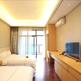 Elaine Savile Apartment (Guangzhou Zhujiang New Town Tancun Subway Station) - Image 4