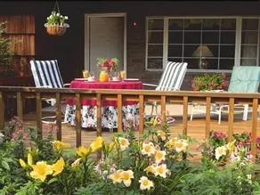 Crescent Lodge and Country Inn - Image 4