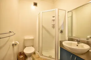 Private 4 Bedroom Beach House in Bondi - Image 2