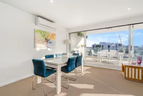 Beau Monde Apartments Newcastle - Worth Place Apartment - Image 4