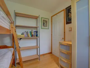 Tranquil Holiday Home in Saint Merryn With Terrace - Image 5