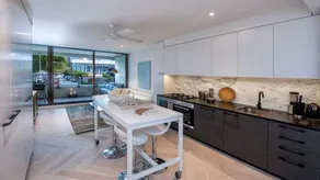 Luxury Studio With Parking in Woolloomooloo - WMLOO - Image 3