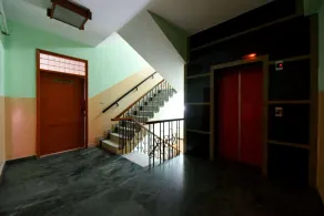 Hotel Blue Bird - Image 4