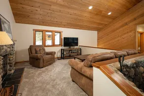 11885 Sitzmark - 4 Br Home - Image 2