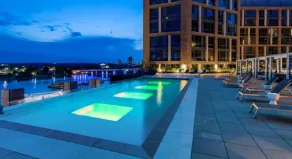 Global Luxury Suites at The Wharf - Image 4